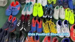 Used children's domestic football shoes